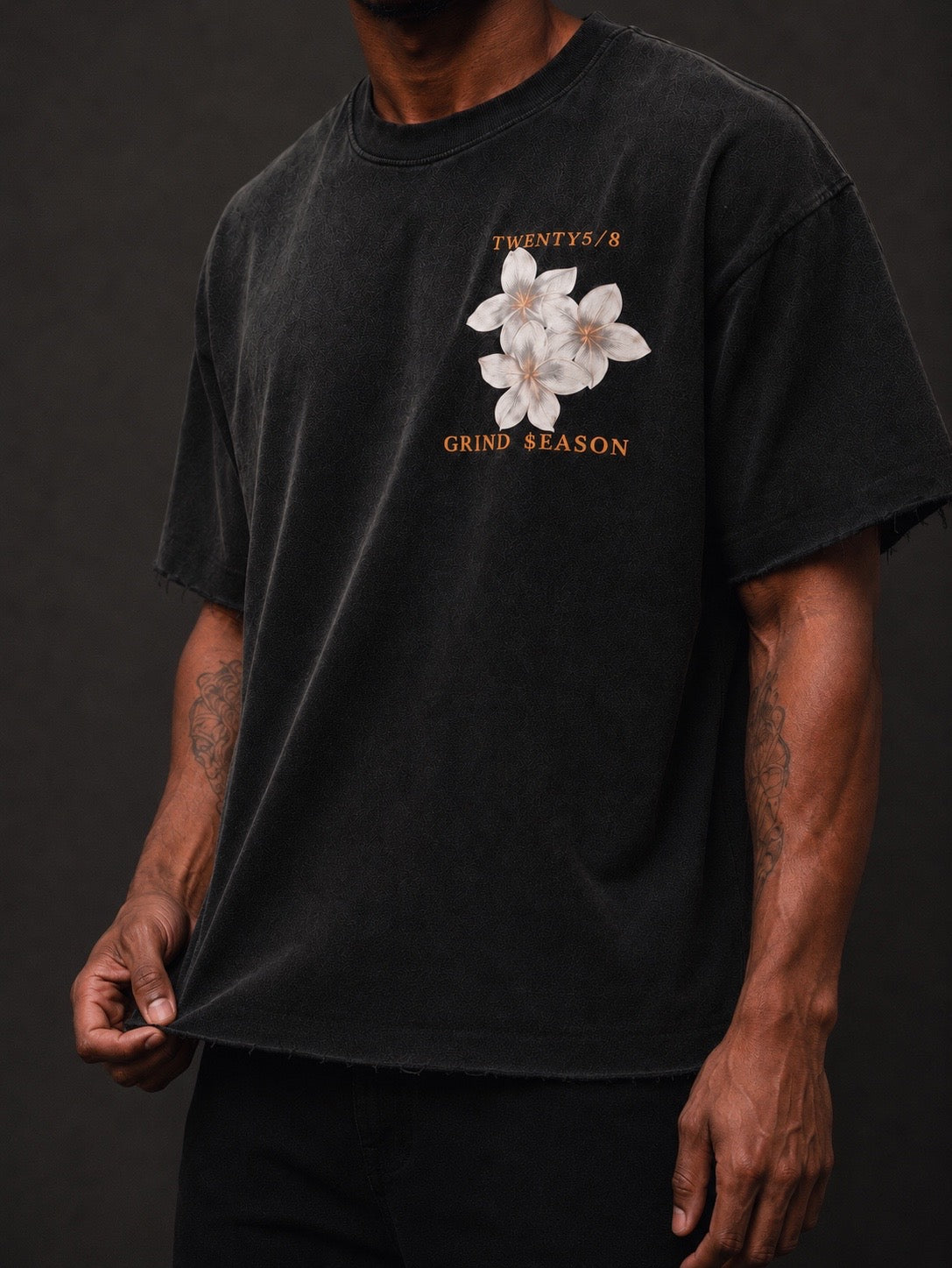 Black Sun Fade Raw Edge T-Shirt (oversized)
